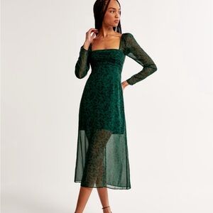 NWT Abercrombie and Fitch, Emerson Chiffon Long-Sleeve Midi Dress, Size Small